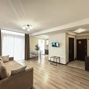 Artal On Obolonskyi Avenue 16a, 2 Bedroom Апартаменты Киев